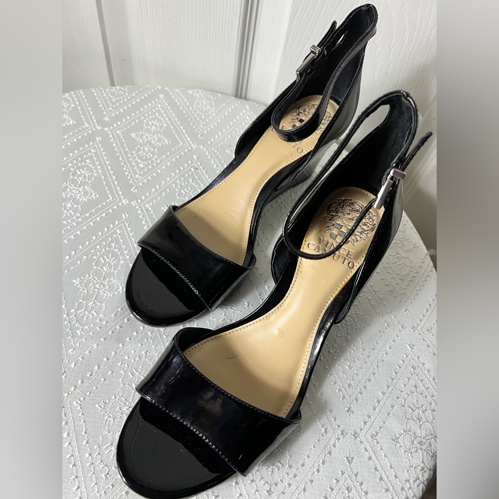 Vince Camutonwotopen Toe Black Patent Leather Shoes Size 7/37